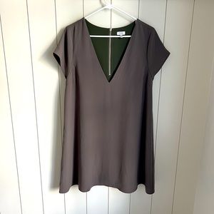 Tobi V-Neck T-Shirt dress